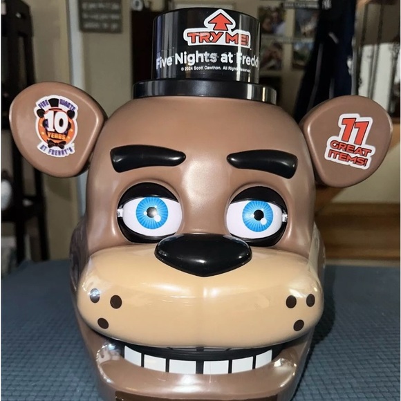 10th anniversary of Five Nights at Freddy's Annimatronic Head Capsule. - Picture 2 of 4